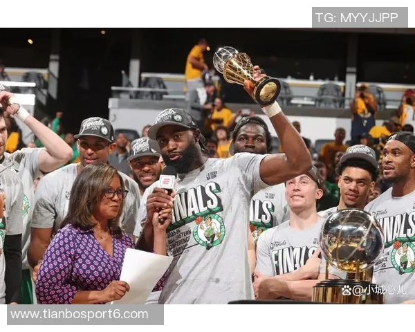 路威称赞杰伦布朗为12月最佳球员东部无人能敌的杰出表现引发关注