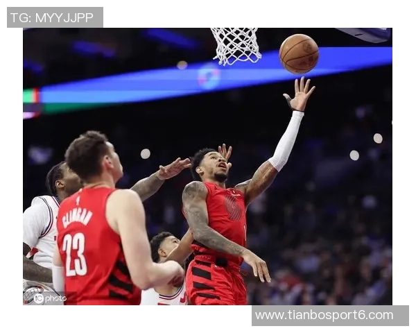 安芬尼西蒙斯反思失利原因强调上半场强度不足导致对手快攻频频得分 安芬尼西蒙斯反思失利原因强调上半场强度不足导致对手快攻频频得分