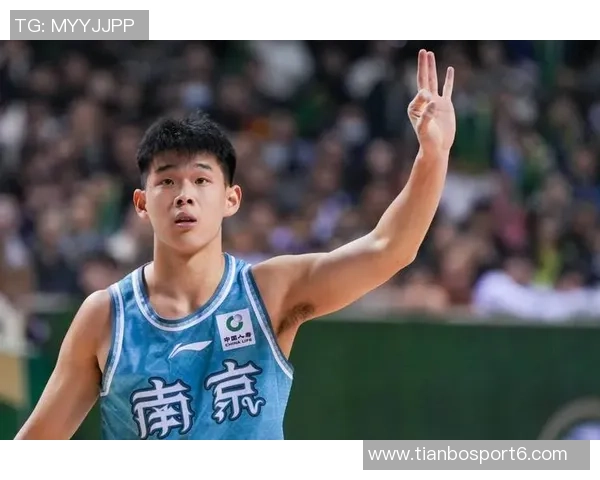 林葳在NCAA赛场创个人新高21分钟8分展现实力并提醒大家天冷注意保暖 林葳在NCAA赛场创个人新高21分钟8分展现实力并提醒大家天冷注意保暖