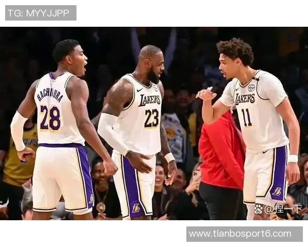 KD谈阵容灵活性优势教练们面临选择时机的挑战与考验