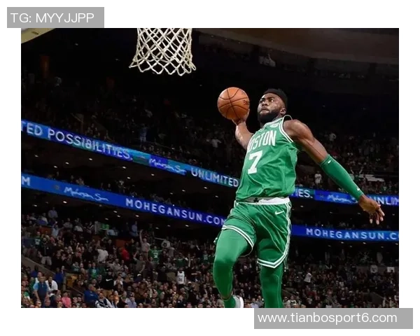 杰伦布朗状态起伏明显今日仅得14分8板4助上场却狂轰50分引发关注 杰伦布朗状态起伏明显今日仅得14分8板4助上场却狂轰50分引发关注