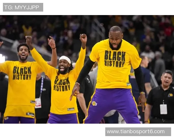 夸梅赞詹姆斯精彩表现十步上篮得分展现历史得分王的优雅风采