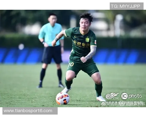 中超联赛第三十轮精彩对决北京国安迎战梅州客家全力争胜