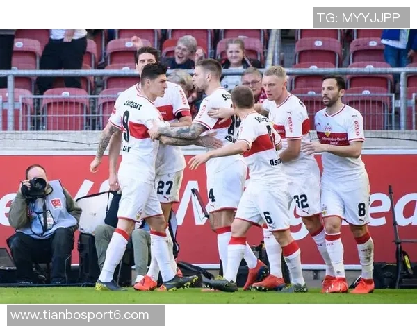 拜仁慕尼黑德甲前12轮狂揽34分创造历史最佳开局纪录